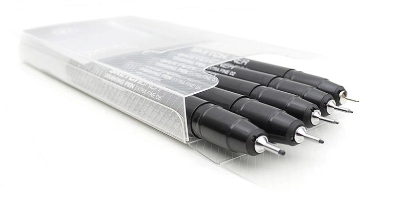 Five fineliners in their plastic box.